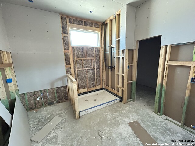 Image 4 of 21 For 2013 Shepards Street