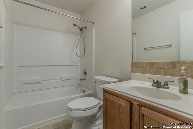 Image 22 of 26 For 10758 Rivera