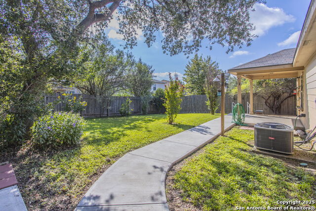 Image 25 of 26 For 10758 Rivera