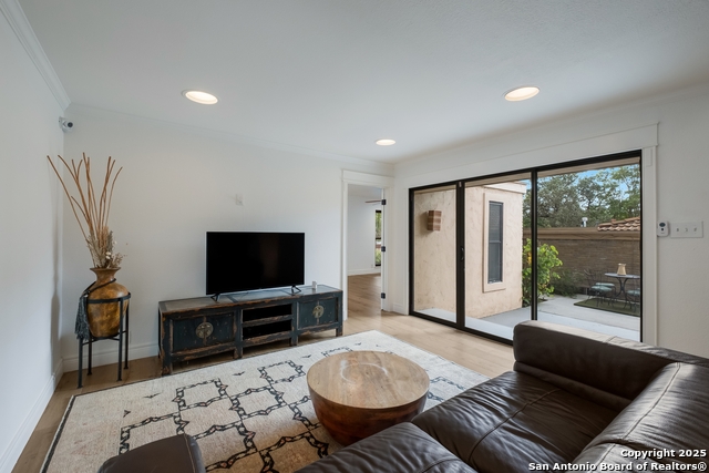 Image 11 of 27 For 11306 Shadow Path