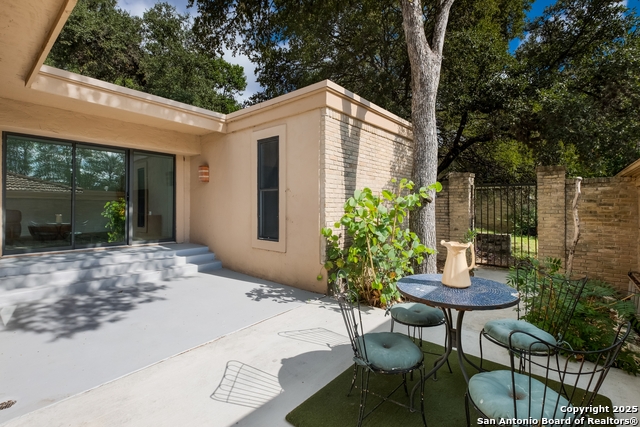 Image 24 of 27 For 11306 Shadow Path