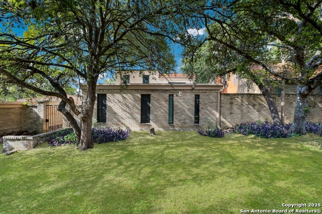 Image 26 of 27 For 11306 Shadow Path