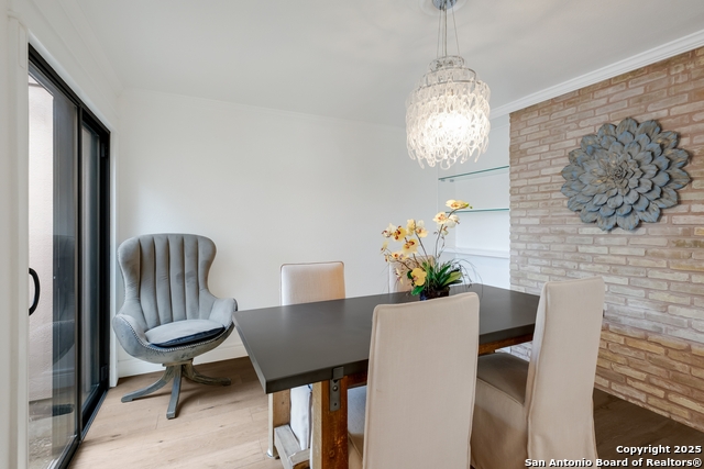 Image 4 of 27 For 11306 Shadow Path