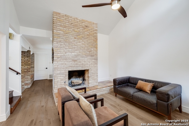 Image 7 of 27 For 11306 Shadow Path