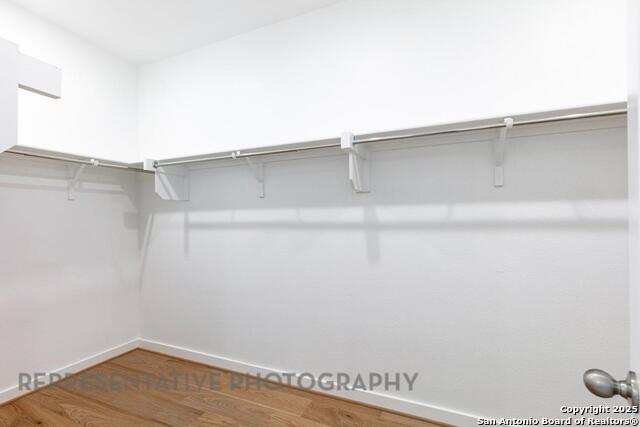 Listing photo id 22 for 8109 Chalk Trace