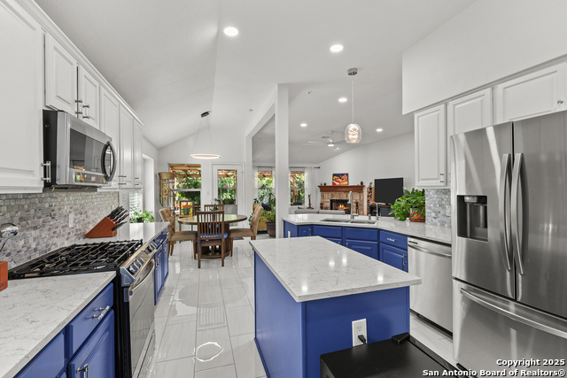 Image 18 of 52 For 10903 Wilson Oaks