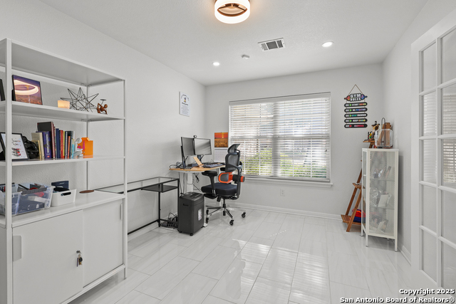 Image 25 of 52 For 10903 Wilson Oaks