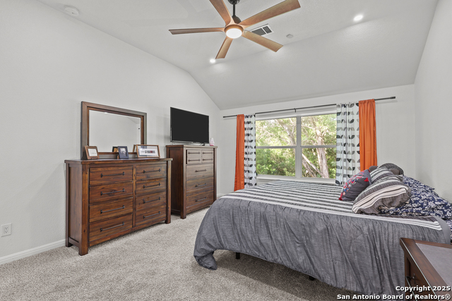 Image 29 of 52 For 10903 Wilson Oaks