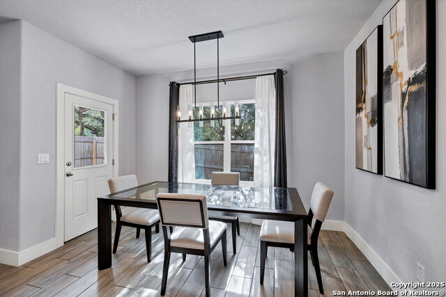 Image 16 of 44 For 16011 Babcock #9