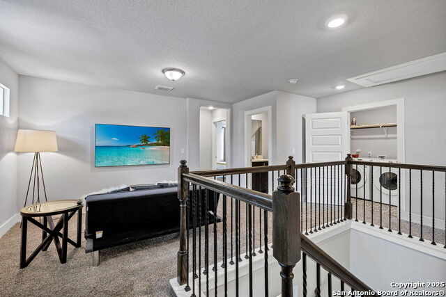 Image 21 of 44 For 16011 Babcock #9