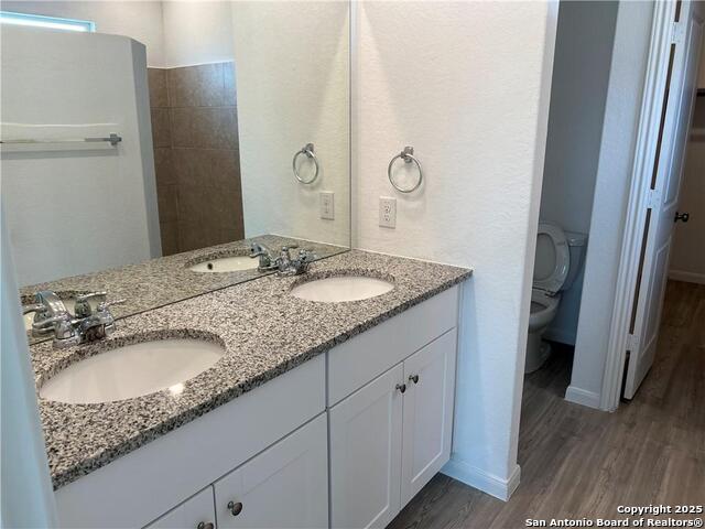 Image 10 of 18 For 3023 Shore Lark