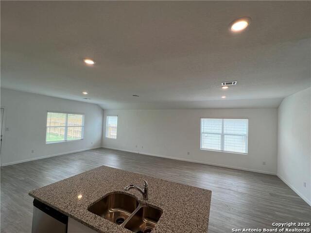 Image 5 of 18 For 3023 Shore Lark