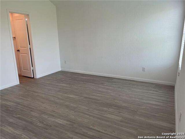 Image 9 of 18 For 3023 Shore Lark