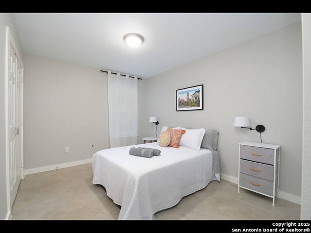 Listing photo id 6 for 1119 Myrtle W B