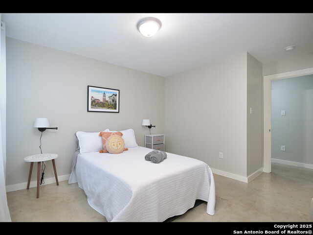 Listing photo id 7 for 1119 Myrtle W B