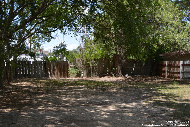 Listing photo id 15 for 241 Peabody