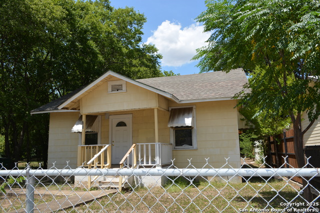 Listing photo id 0 for 241 Peabody