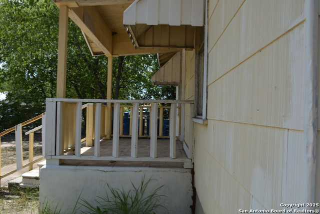 Listing photo id 1 for 241 Peabody