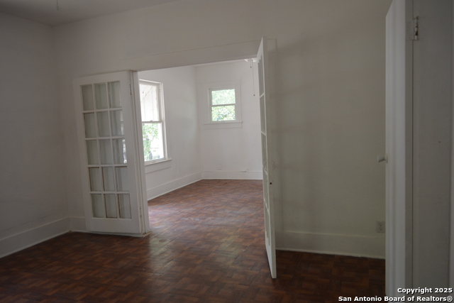 Listing photo id 4 for 241 Peabody