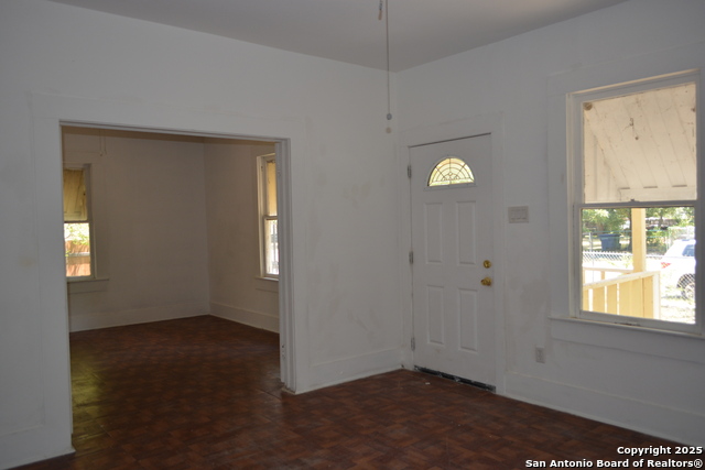 Listing photo id 6 for 241 Peabody