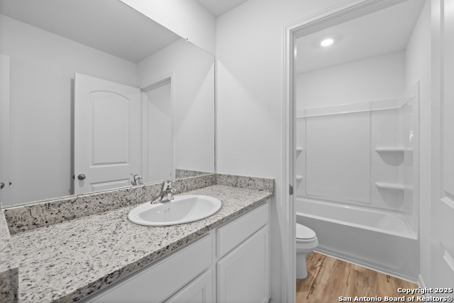 Image 22 of 23 For 11511 Bald Eagle Heights