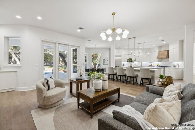 Image 13 of 50 For 207 Box Oak  