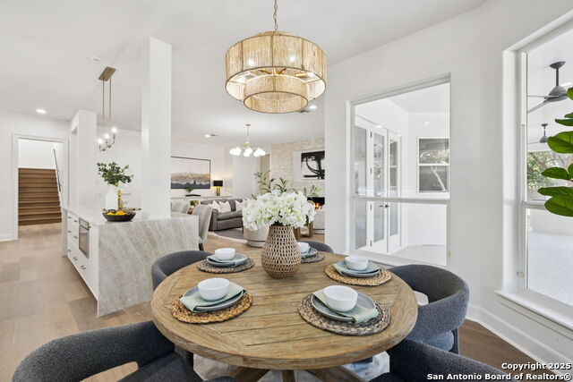 Image 20 of 50 For 207 Box Oak  