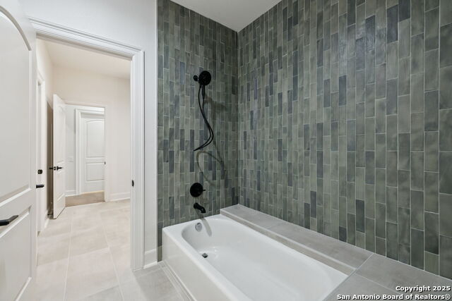 Image 49 of 50 For 207 Box Oak  