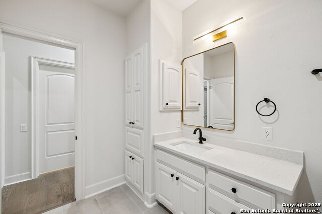 Image 50 of 50 For 207 Box Oak  