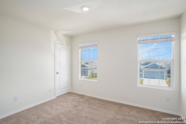 Image 8 of 15 For 10526 Varmus Dr