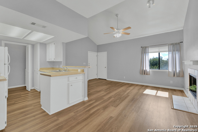 Image 8 of 19 For 1013 Chestnut St D