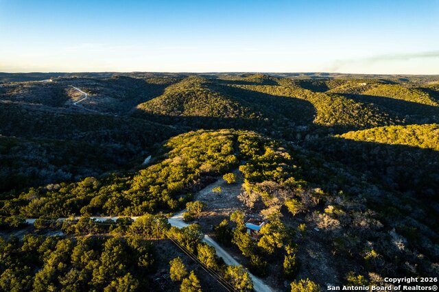 Listing photo id 32 for 474 Zapata Ridge