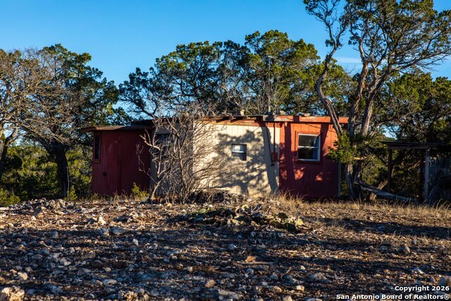 Listing photo id 2 for 474 Zapata Ridge