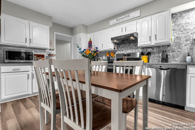 Image 13 of 41 For 8323 White Oak