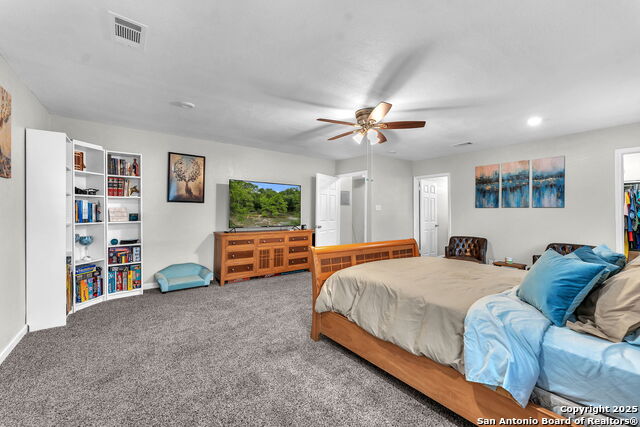 Image 21 of 41 For 8323 White Oak