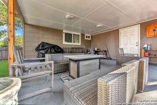 Image 32 of 41 For 8323 White Oak