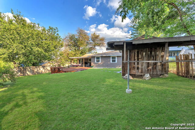 Image 39 of 41 For 8323 White Oak