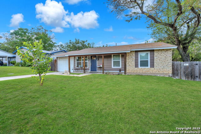 Image 5 of 41 For 8323 White Oak