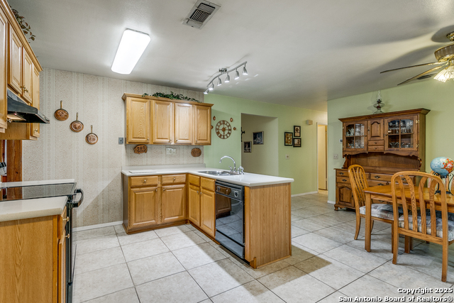 Image 14 of 25 For 7616 Old Spanish Tr