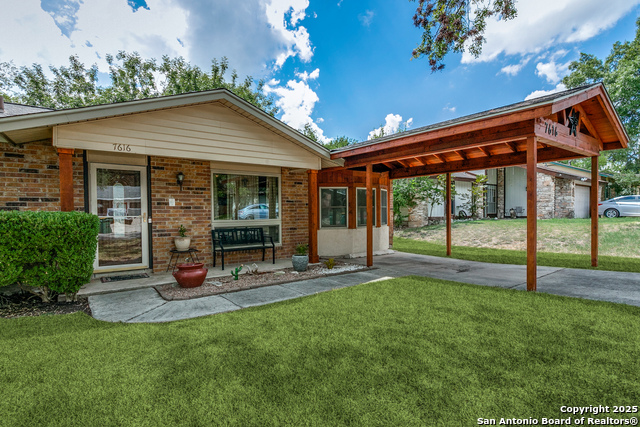 Image 3 of 25 For 7616 Old Spanish Tr