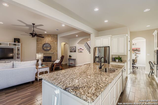 Listing photo id 10 for 110 Enchanted Woods