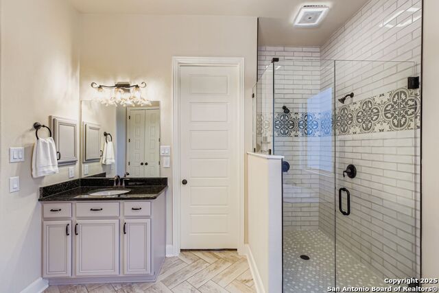 Listing photo id 15 for 110 Enchanted Woods