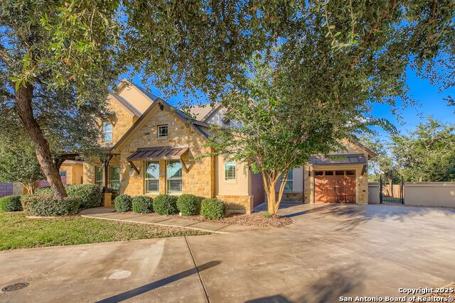 Listing photo id 0 for 110 Enchanted Woods