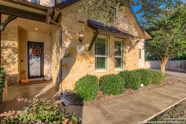 Listing photo id 1 for 110 Enchanted Woods