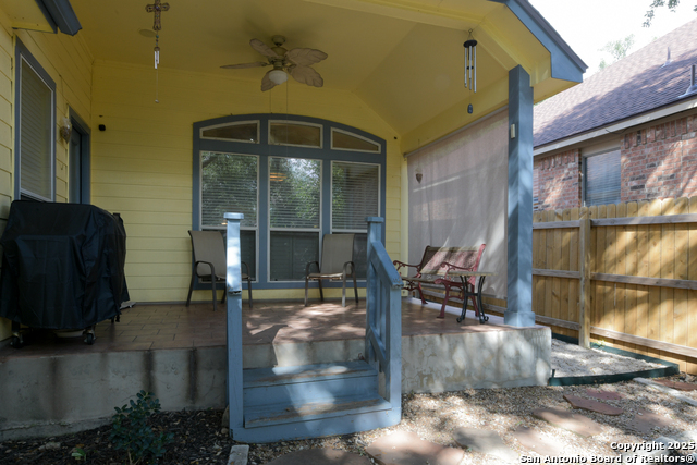 Listing photo id 25 for 27014 Trinity Bend
