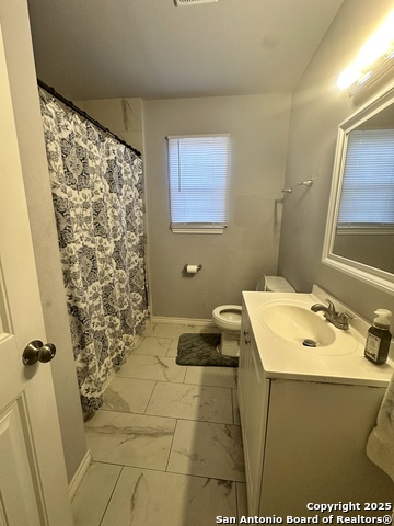 Image 7 of 16 For 1023 Gulf