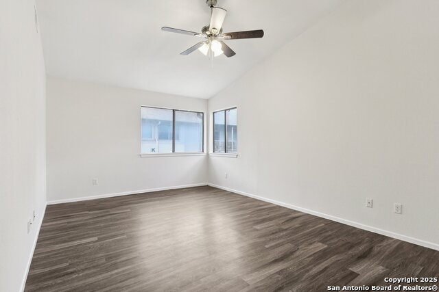 Image 25 of 36 For 349 Harmony Ct  349