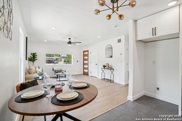 Listing photo id 9 for 1118 Shadwell