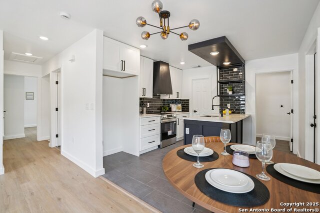 Listing photo id 10 for 1118 Shadwell