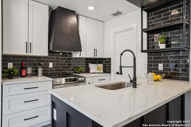 Listing photo id 12 for 1118 Shadwell
